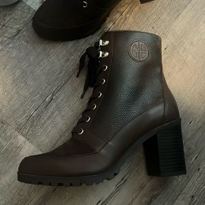 Giani Bernini memory foam high heel boots